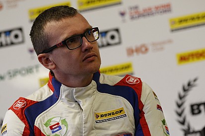 Oulton Park BTCC: Simpson scores maiden pole