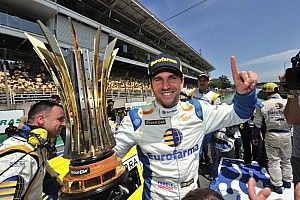 Serra é 3º em Interlagos e conquista título da Stock Car