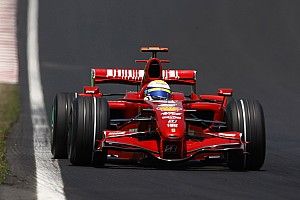 Massa: "Galibiyet baskısı" Ferrari'yi hataya zorluyor