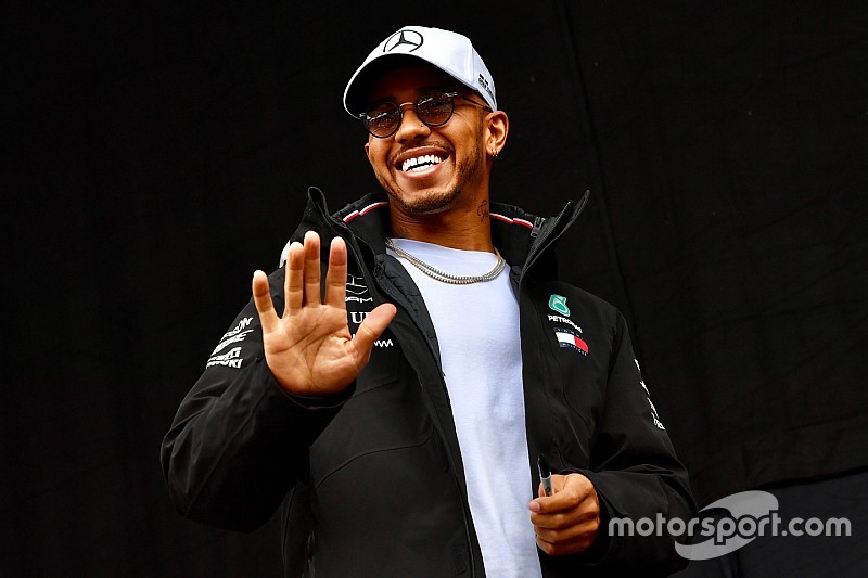 Hamilton reste la clé des transferts selon Horner