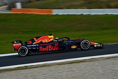 Ricciardo ends opening day of Barcelona testing on top