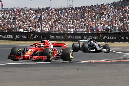 Mercedes' deliberate crash suggestion "silly" - Vettel