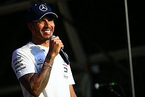 Lewis Hamilton: Vertrag mit Mercedes bis 2020 verlängert