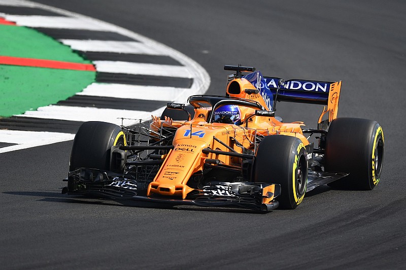 McLaren foi “além do limite” no classificatório, diz Alonso