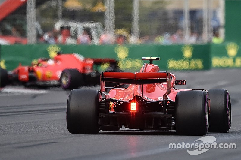Хэмилтона удивило нежелание Ferrari открыто применять командую тактику