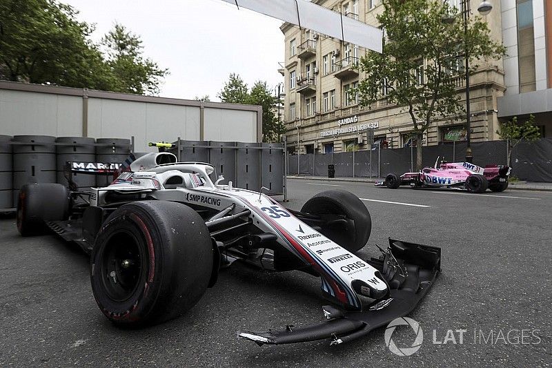 The crashed car ofSergey Sirotkin, Williams FW41