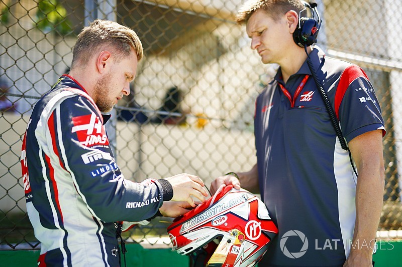 Magnussen akui tak ingin berteman dengan pembalap F1