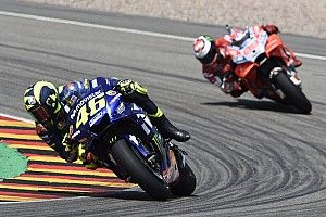 Rossi: “El problema de Yamaha es que se creyó la centralita única; los demás, no”