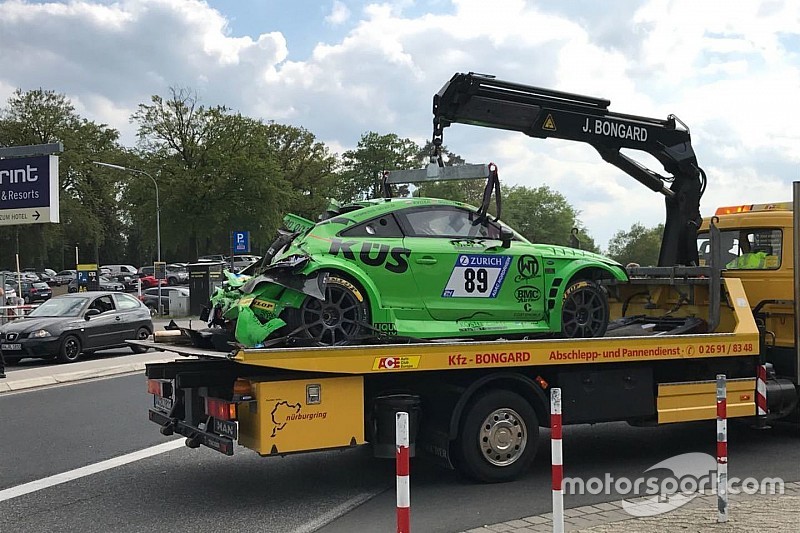 24h Nurburgring, Video: brutto incidente nella Q2 per Speich