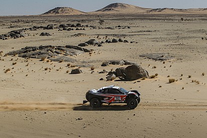 Africa Eco Race: Serradori rifila un'ora a Vasilyev e passa in testa