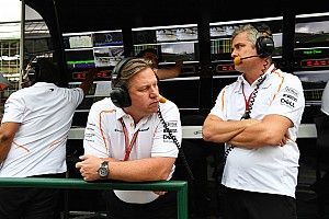 Руководители McLaren взяли на себя вину за проблемы Алонсо на Indy 500
