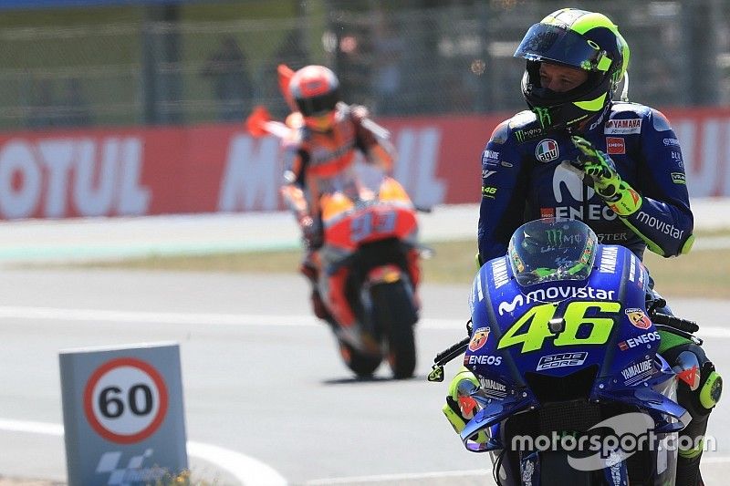 Rossi ne s'inquiète pas des records que pourrait battre Márquez
