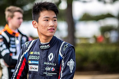 Yifei Ye domina a Monza e centra la pole di Gara 1 davanti a Colombo