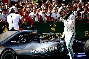 Hamilton culpa a Raikkonen de sus problemas en Silverstone