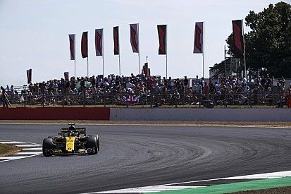Sainz se surpreende com fraco rendimento da Renault