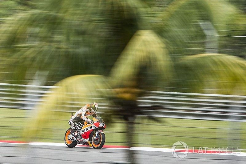 Pedrosa "Ganar la carrera me ayudaría a mí, no sé si a Márquez"