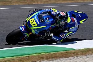 Suzuki mantém Guintoli no lugar de Rins em Barcelona
