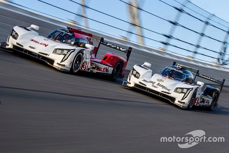 #31 Action Express Racing Cadillac DPi: Eric Curran, Dane Cameron, Mike Conway, Seb Morris, #5 Actio