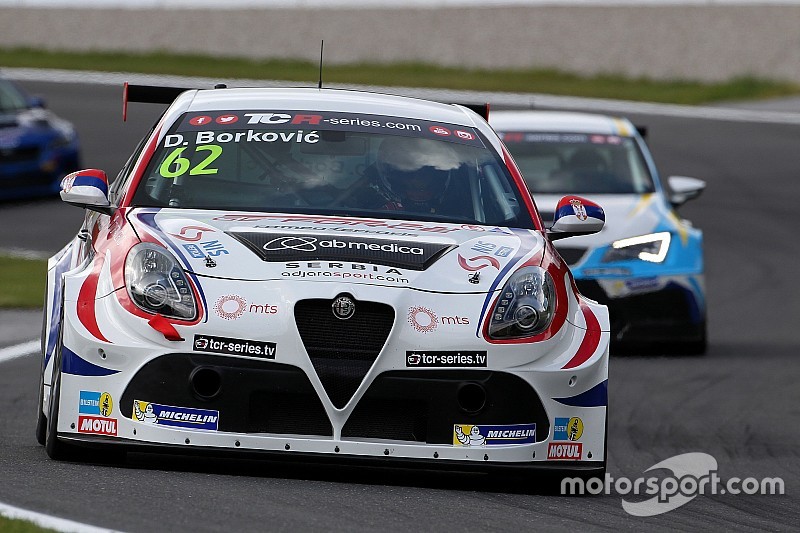 Third 2017 victory for Alfa Romeo Giulietta TCR by Romeo Ferraris