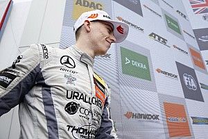 F3 Nürburgring: Hughes boekt eerste seizoenszege