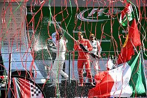 A história por trás da foto: A festa no pódio de Monza