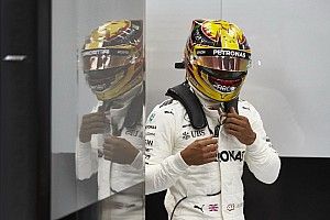 Хэмилтон отказался назвать Mercedes лучшей машиной сезона