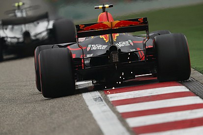 Verstappen olyat varázsolt, hogy elgörbült a tér