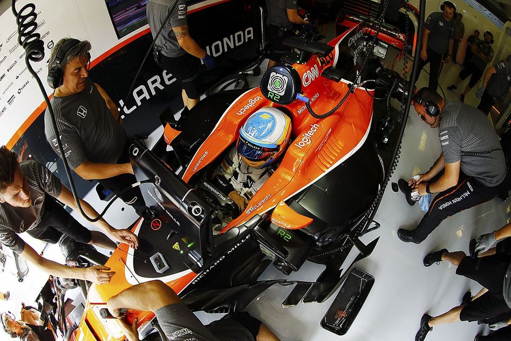 Alonso: "Honda no estaba para ganar con McLaren; cambiaron de dirección y filosofía"