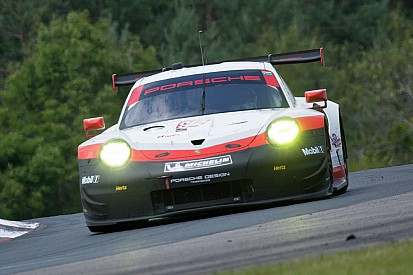 Bruni centra la prima pole con Porsche a Lime Rock Park