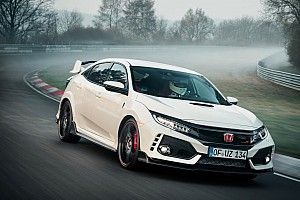 El Civic Type R vuela en Nurburgring