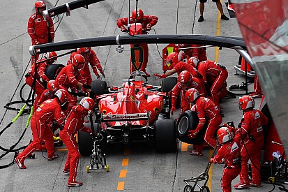 A Red Bull kerékcseréjénél nem volt gyorsabb Suzukában: a Ferrari a TOP-10-ben sincs