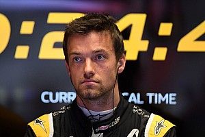 Palmer garante que completará temporada 2017 pela Renault
