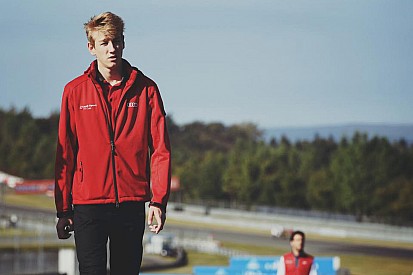 Max Hofer completa la rosa della PROSport Performance