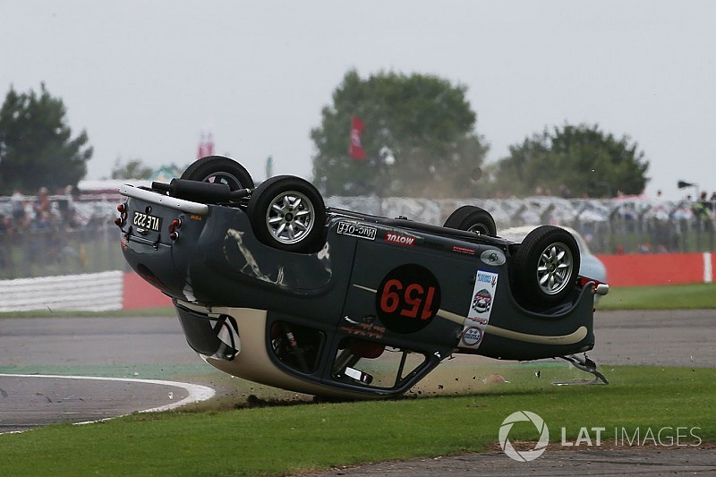 El aparatoso accidente de Brian Johnson, ex AC / DC