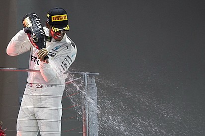 Hamilton: "Non mi interessano i record di Schumacher"