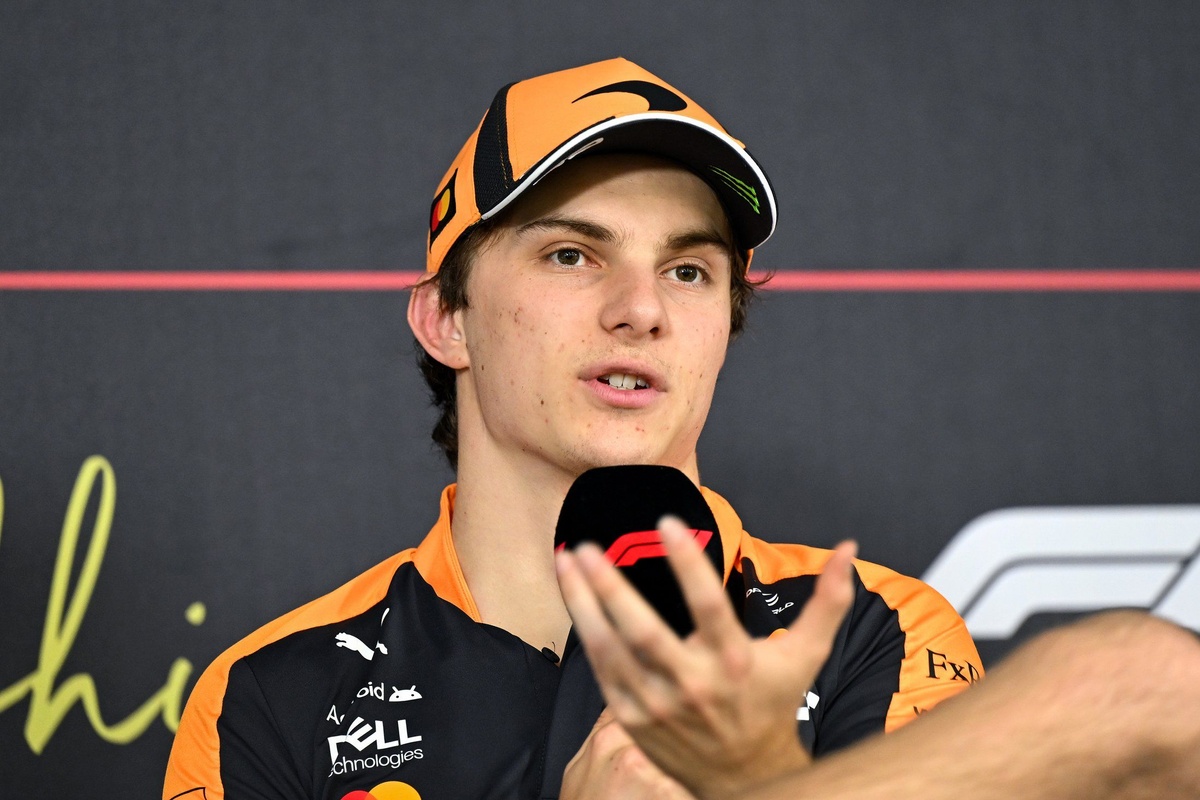 Piastri, Webber bir adım geri atarken yönetim değişikliğine değindi