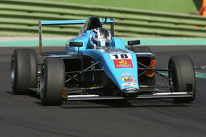 Siebert batte Mick Schumacher nella prima gara di Imola
