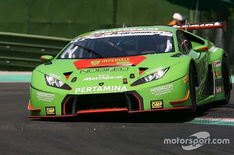 La Lamborghini di Bortolotti-Mul al comando nelle libere 2 a Misano