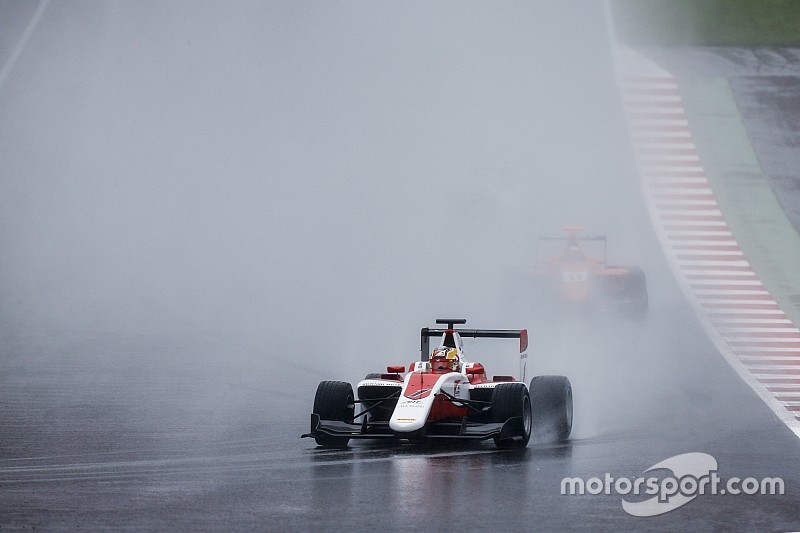 Leclerc gets Silverstone grid drop for Calderon crash