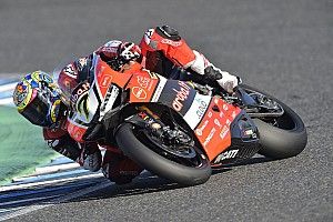 Jerez WSBK: Davies takes third straight win in Race 1