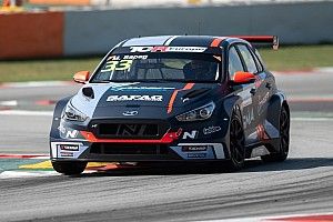 WTCR: in Ungheria debutto per Gruber e Sapag con le Hyundai