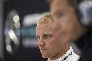 Bottas penalised for first-lap Sirotkin clash