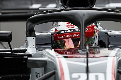 Magnussen: "Con gli specchietti attuali la visibilità posteriore in F1 è pari a zero"