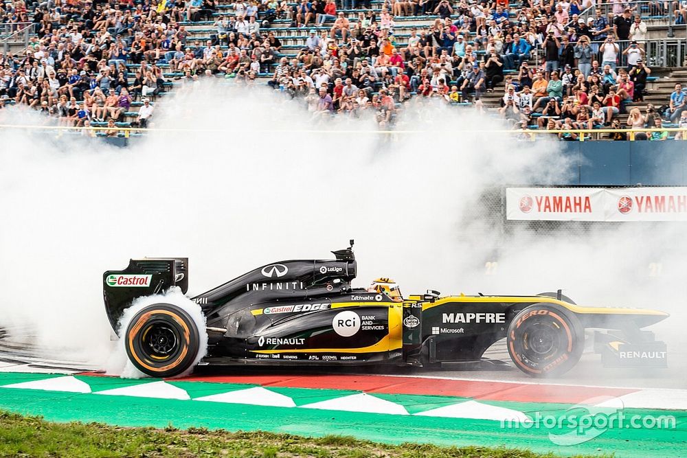 Jack Aitken, Renault Sport F1 Team RS E20, Gamma Racing Day 2018