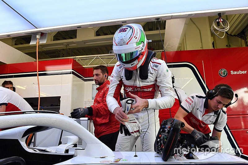 Test Pirelli: Giovinazzi finisce 99 giri con la Sauber in Messico