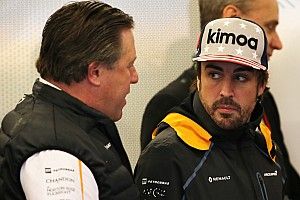 McLaren: Egyelőre kérdéses, milyen szerepet fog betölteni jövőre Alonso