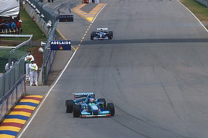 Kai Ebel: Schumacher szándékosan ment neki Damon Hillnek 1994-ben
