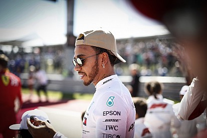 Hamilton: "Nos anos 50 eu não poderia correr por ser negro"
