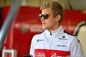 Эрикссон примет участие в тестах Pirelli с Alfa Romeo