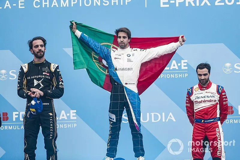 Podium: race winner Antonio Felix da Costa, BMW I Andretti Motorsports, second place, Jean-Eric Vergne, DS TECHEETAH, third place, J&eacute;r&ocirc;me d'Ambrosio, Mahindra Racing